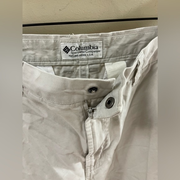 Columbia Pants Women's Beige Straight Leg Khaki Hiking Pants  (29 x 31) - Picture 5 of 11